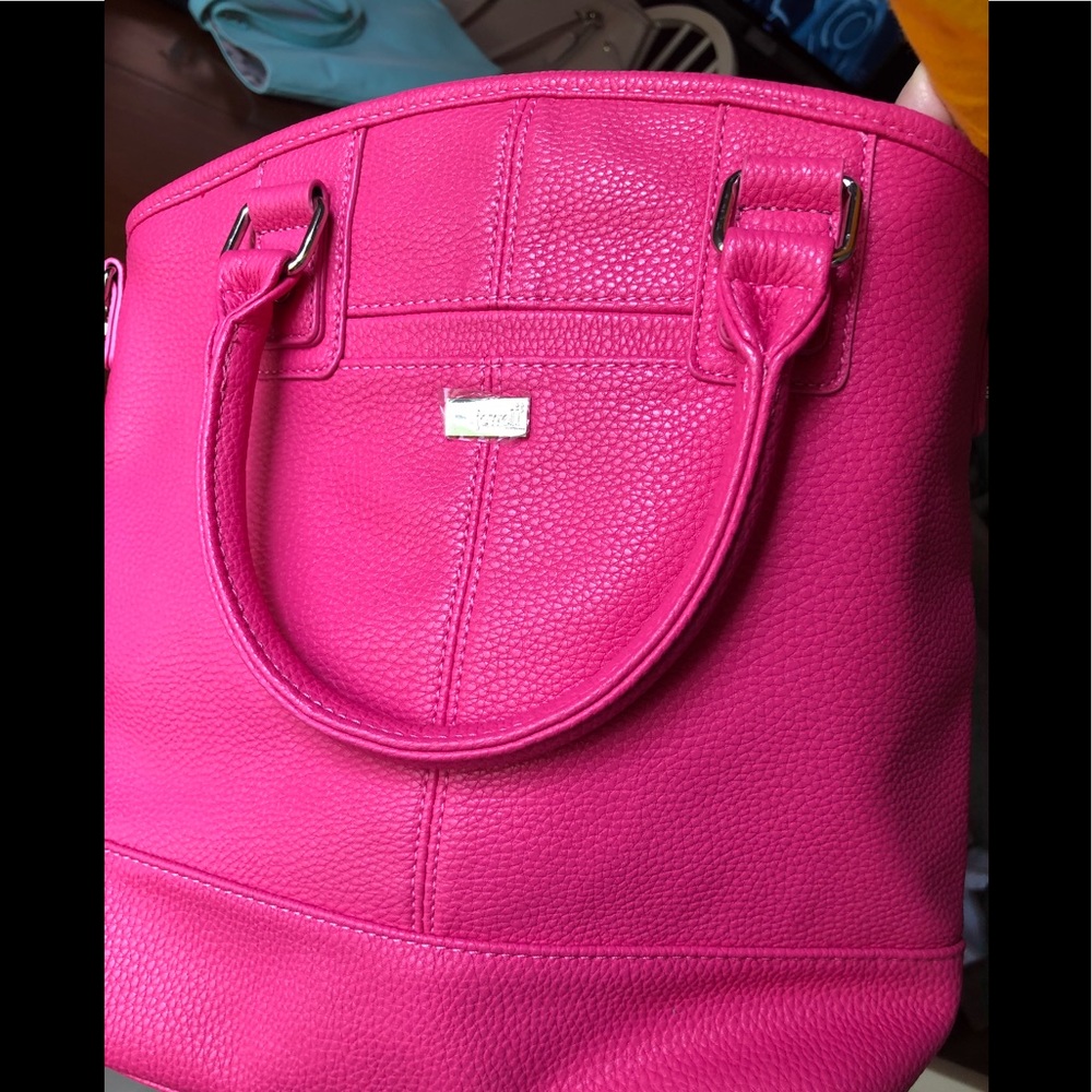 NWT Thirtyone pink Paris Pebble purse.